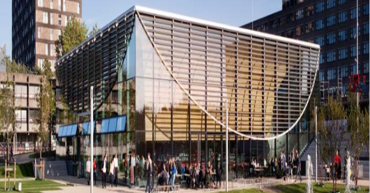 Automated migration from TYPO3 to Drupal at Erasmus University